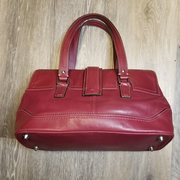 COACH PURSE - Picture 4 of 5